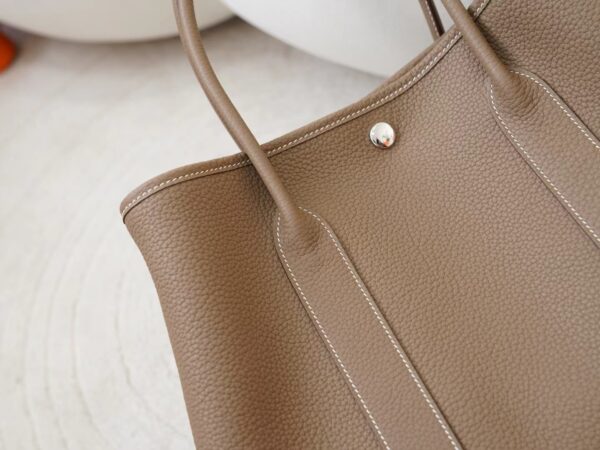 mmexport1725856666118 Hermes Bag Images Garden Party 36CM Clemence Leather CK18 Etoupe Grey Silver Hardware