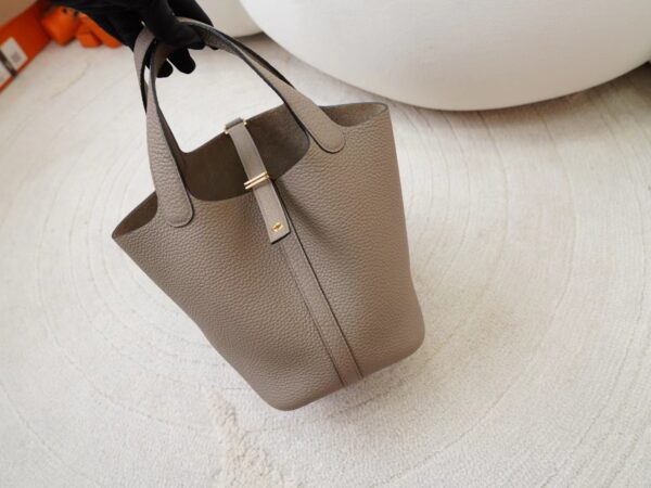 mmexport1725856813511 Hermes Bag Price Picotin 18CM Clemence Leather 8Q Beige Marfa Gold Hardware