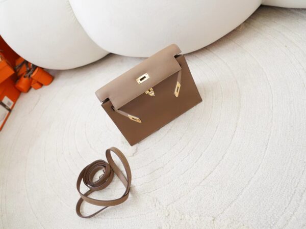 mmexport1726036749544 God Factory Bags Bags Hermes Kelly Danse 22CM Evercolor D0 Beige De Weimer Gold Hardware
