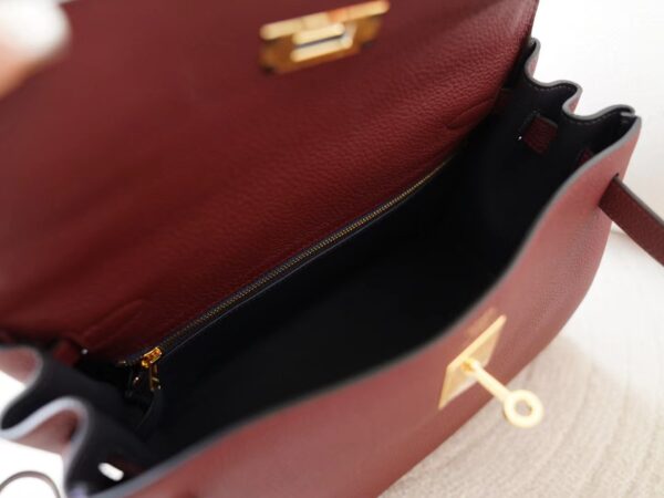 mmexport1726037100566 Canada Toronto Hermes Kelly 28CM Togo Leather CC55 Rouge H Gold Hardware