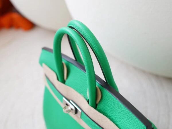 mmexport1726207975324 UK London Hermes Birkin 25CM Togo Leather 0Z Vert Comics Silver Hardware
