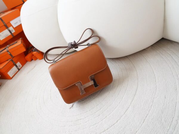 mmexport1726210404300-1 UAE Dubai Hermes CK37 Gold Barenia Leather Constance 24CM Silver Hardware
