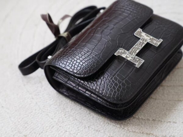 mmexport1726210437563 God Factory Bags Bags Hermes Matte Alligator Crocodile Constance 19CM 89 Noir Lizard Buckle