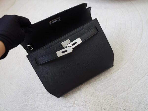 mmexport1726298835005 Hermes Epsom Leather Kelly Depeches 25CM Clutch Bag 89 Noir Silver Hardware