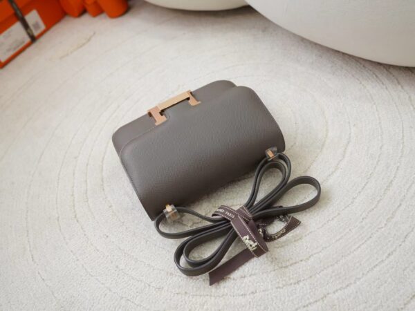 mmexport1726299008063 Hermes Bag Images Constance 19CM Epsom Leather 8F Etain Rose Gold Hardware