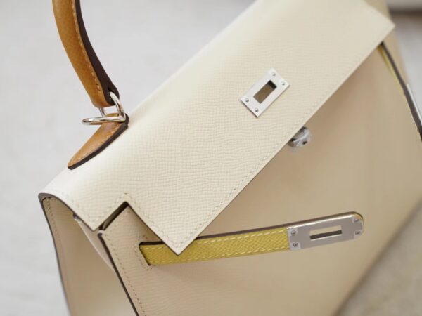 mmexport1726299065651 Hermes Kelly Sellier 25CM Epsom Leather I2 Nata /1Z Jaune Poussin / 2S Sesame