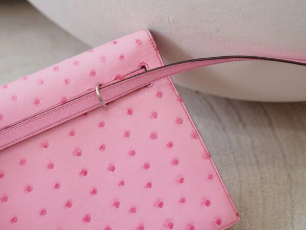 mmexport1726644850292 Hermes Bag Images Kelly Danse 22CM KK Ostrich Leather L4 Rose Bubble Silver Hardware
