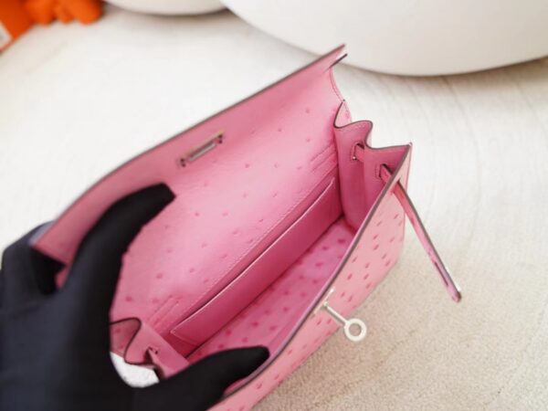 mmexport1726644857411 Hermes Bag Images Kelly Danse 22CM KK Ostrich Leather L4 Rose Bubble Silver Hardware