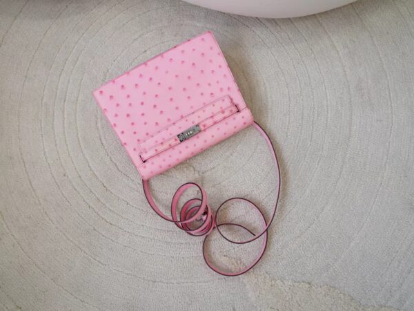 mmexport1726644866995 Hermes Bag Images Kelly Danse 22CM KK Ostrich Leather L4 Rose Bubble Silver Hardware