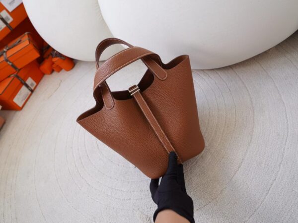 mmexport1726735191697-1 Hermes Bag Images Clemence Leather CK37 Gold Picotin 18CM Silver Hardware