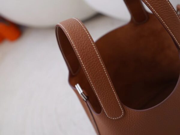 mmexport1726735201630 Hermes Bag Images Clemence Leather CK37 Gold Picotin 18CM Silver Hardware