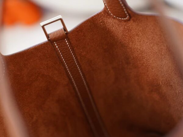 mmexport1726735203557 Hermes Bag Images Clemence Leather CK37 Gold Picotin 18CM Silver Hardware