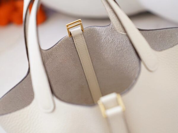 mmexport1726735264959 Hermes Bag Price Clemence Leather I2 Nata Picotin 18CM Gold Hardware
