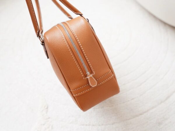 mmexport1727074510000 Singapore Kuala Lumpur Hermes Plume Mini 20CM CK37 Gold Epsom Leather Silver Hardware
