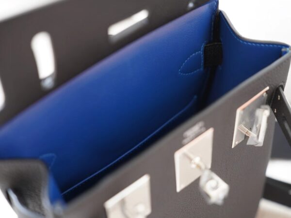 mmexport1727074609094 UK London Hermes Hac A Dos Togo 89 Noir / Blue France Silver Hardware