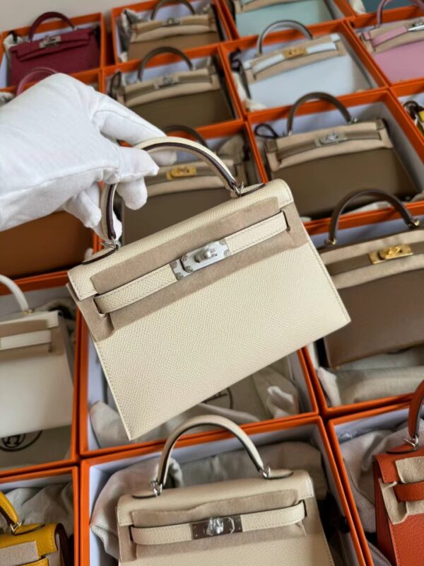 mmexport1729233835951-1 Hermes Mini Kelly 19CM I2 Nata Epsom Leather Silver Hardware