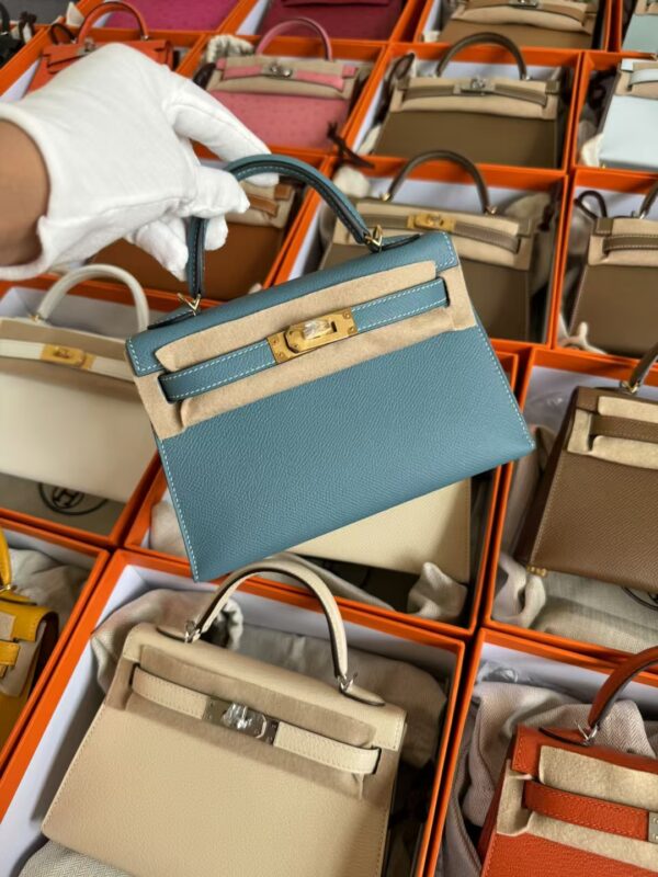 mmexport1729233867095-1 Hermes Mini Kelly 19 Bag Images Epsom Leather Blue Jean Gold Hardware