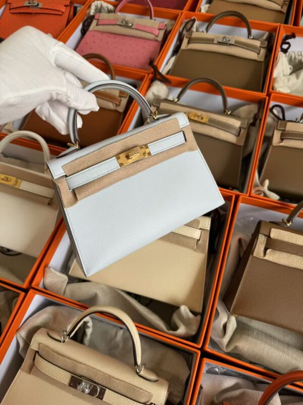 mmexport1729233875954-1 Hermes T0 Blue Brume Epsom Leather Mini Kelly 19CM Gold