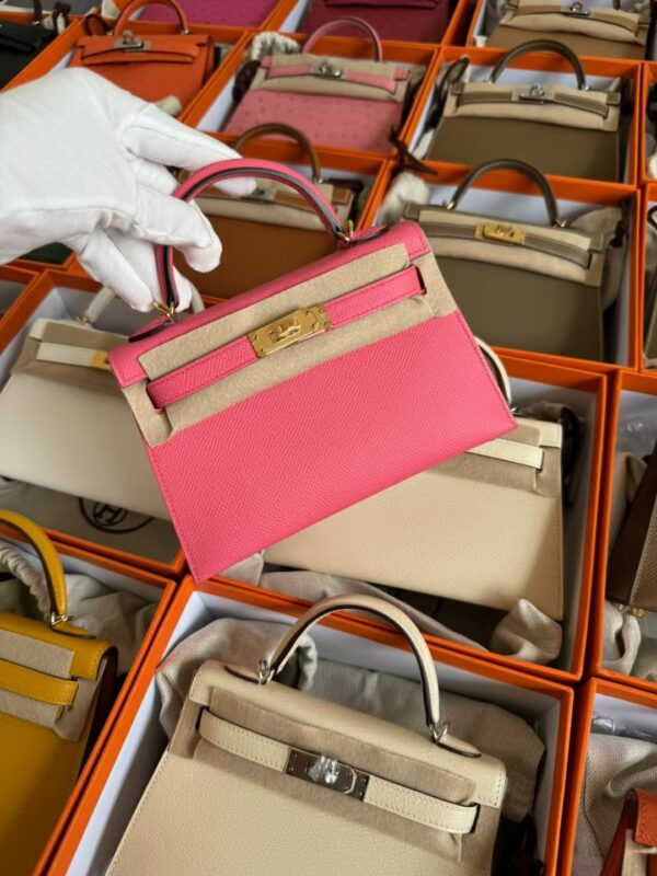 mmexport1729233884388-1 UK London Hermes Epsom Leather Mini Kelly 19CM Epsom Leather 8W Rose Azalee Gold Hardware