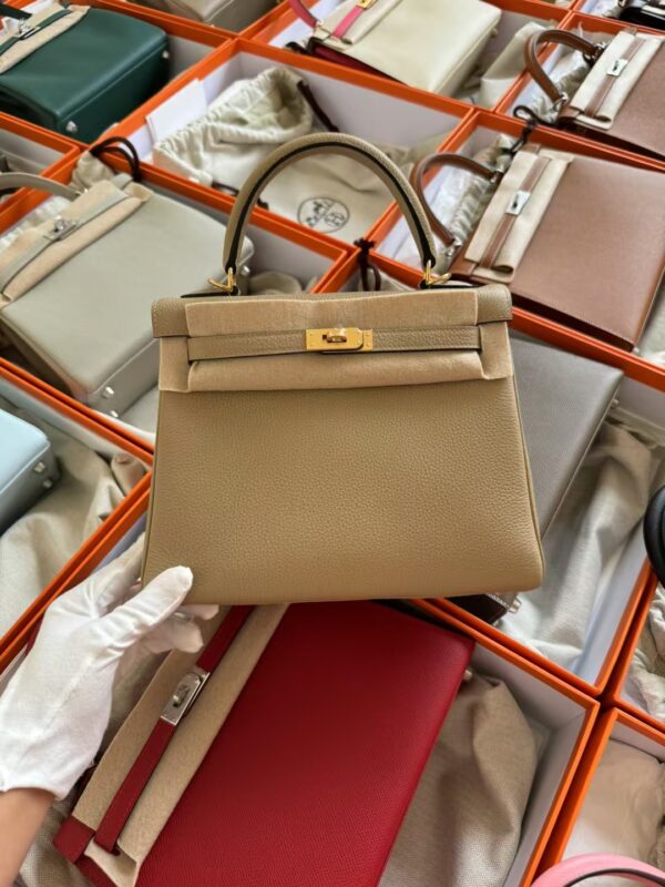 mmexport1729587304927-1 UK London Hermes S2 Gris Trench Togo Leather Kelly 25CM Gold Hardware