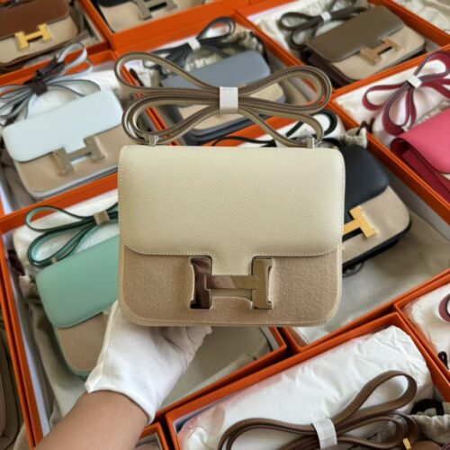 Hong Kong Hermes Epsom Leather CK10 Craie Constance 19CM Silver Hardware