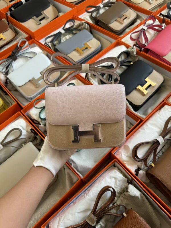 mmexport1729760220031-1 Hermes Chevre Leather Constance 19CM 09 Mauve Pale Silver Hardware