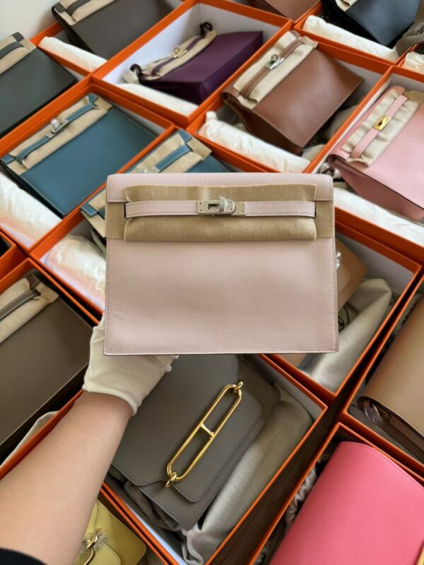 mmexport1729848096211-1 Hermes 09 Mauve Pale Evercolor Leather Kelly Danse 22CM Silver Hardware