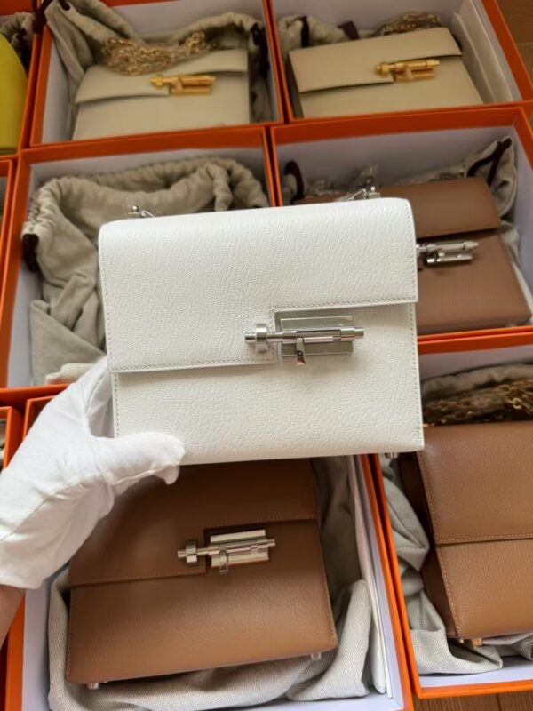 mmexport1729934172647-1 Hermes Bag Images Verrou Mini 17CM Chevre Leather I2 Nata Silver Hardware