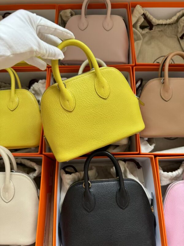 mmexport1730185258708-1 UK London Hermes Bolide Mini 18CM Chevre Leather 9R Lime Silver Hardware