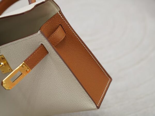 mmexport1730711010236 Hermes Mini Kelly 19CM Epsom CC10 Craie / CC 37 Gold Gold Hardware