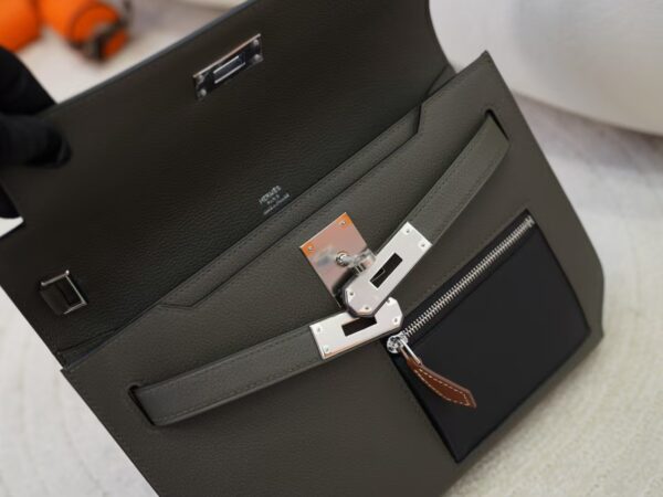mmexport1730711372901 USA New York Hermes Kelly Depeches 25CM Evercolor Leather C6 Vert De Gris Silver Hardware