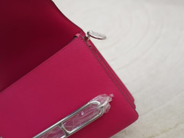 mmexport1730880239921 Hermes Evercolor Leather 0D Rose Mexico Roulis Mini 18CM Silver Hardware