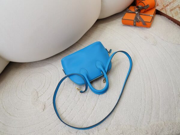 mmexport1730966371025 USA Los Angeles Hermes Bolide Mini 18CM Evercolor Leather 0F Blue Frida Gold Hardware