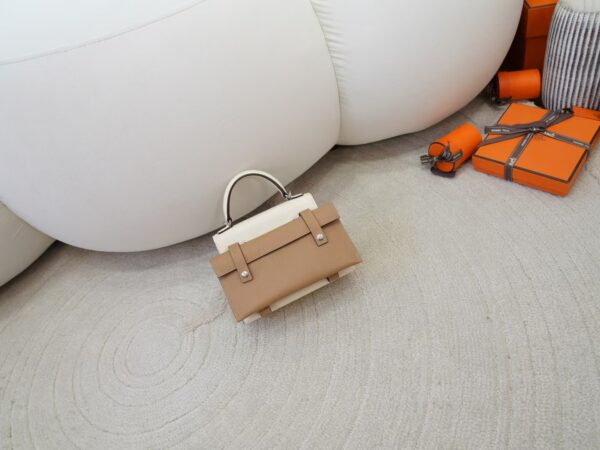mmexport1731058006432 Hermes Kelly Doll Picto Clutch I2 Nata Epsom Leather Silver Hardware