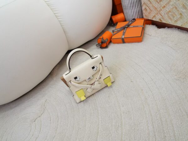 mmexport1731058008366 Hermes Kelly Doll Picto Clutch I2 Nata Epsom Leather Silver Hardware