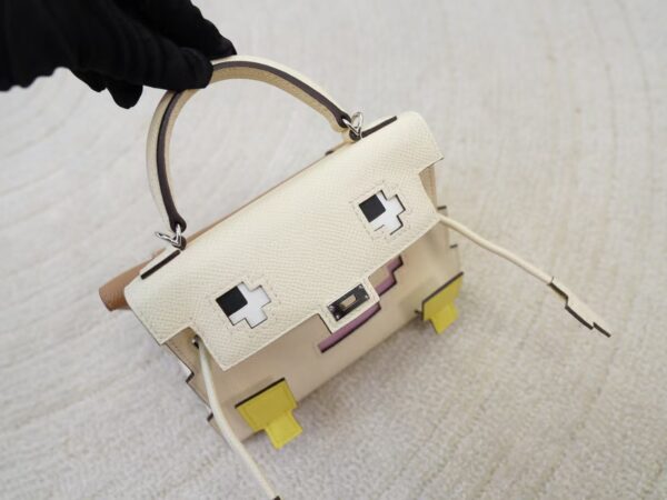 mmexport1731058017670 Hermes Kelly Doll Picto Clutch I2 Nata Epsom Leather Silver Hardware