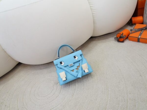 mmexport1731058922401-1 Australia Sydney Hermes Kelly Doll Picto Epsom Leather 7N Celeste Silver Hardware