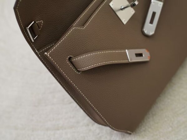 mmexport1731482822997 Clutch Bag Kelly Depeches 25CM Togo Leather CK18 Etoupe Silver Hardware