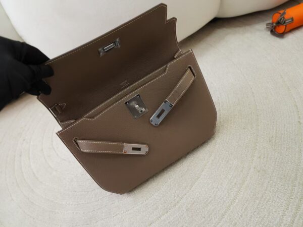 mmexport1731482824856 Clutch Bag Kelly Depeches 25CM Togo Leather CK18 Etoupe Silver Hardware