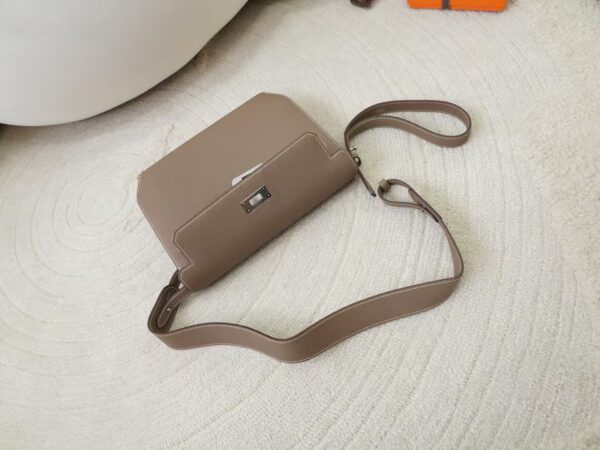 mmexport1731482826626 Clutch Bag Kelly Depeches 25CM Togo Leather CK18 Etoupe Silver Hardware