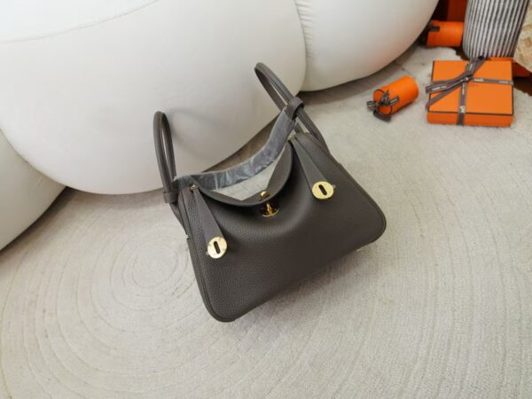 mmexport1731482873097-1 UK London Lindy 26CM Clemence Leather 8F Etain Gold Hardware