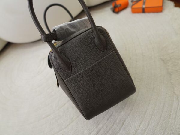 mmexport1731482885845 UK London Lindy 26CM Clemence Leather 8F Etain Gold Hardware