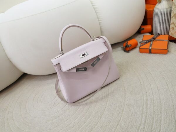 mmexport1731482929171 Women’s Tote Bag Kelly 28CM Clemence Leather 09 Mauve Pale Silver Hardware