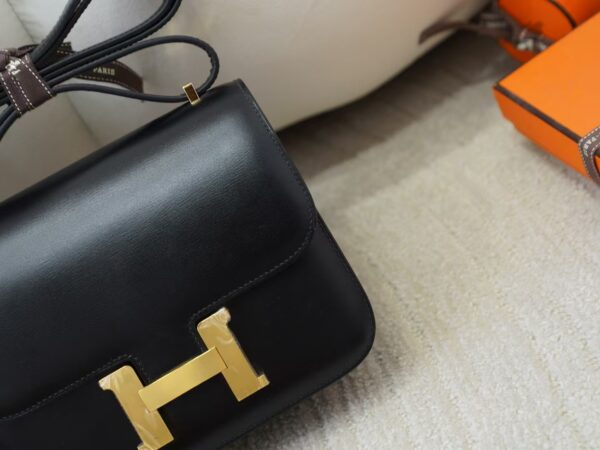 mmexport1732175909795 Women’s Shoulder Bag Constance 19CM Box Leather CC89 Noir Gold Hardware