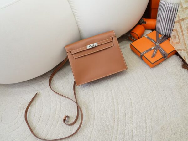 mmexport1732176101897-1 Full Handmade Kelly Danse 22CM CK37 Gold Evercolor Leather Silver Hardware