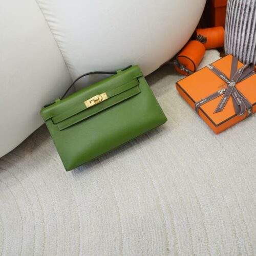 UK London Kelly Pochette 22CM Swift Leather V6 Canopee Gold Hardware