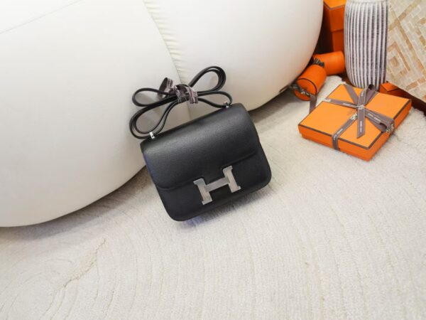 mmexport1732866031493-1 Australia Canberra Constance 19CM Chevre Leather CK89 Noir Silver Hardware