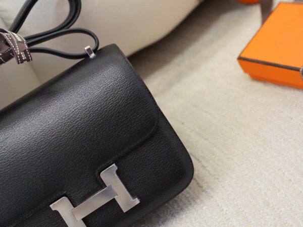 mmexport1732866035173 Australia Canberra Constance 19CM Chevre Leather CK89 Noir Silver Hardware