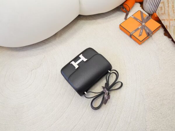mmexport1732866040770 Australia Canberra Constance 19CM Chevre Leather CK89 Noir Silver Hardware