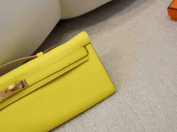mmexport1733212835108 Luxury 9R Lime Swift Leather Kelly Cut 31CM Evening Clutch Bag Gold Hardware
